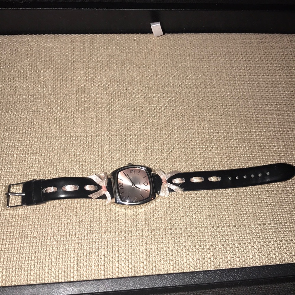 💍💍💍Black and Pink Watch💍💍💍